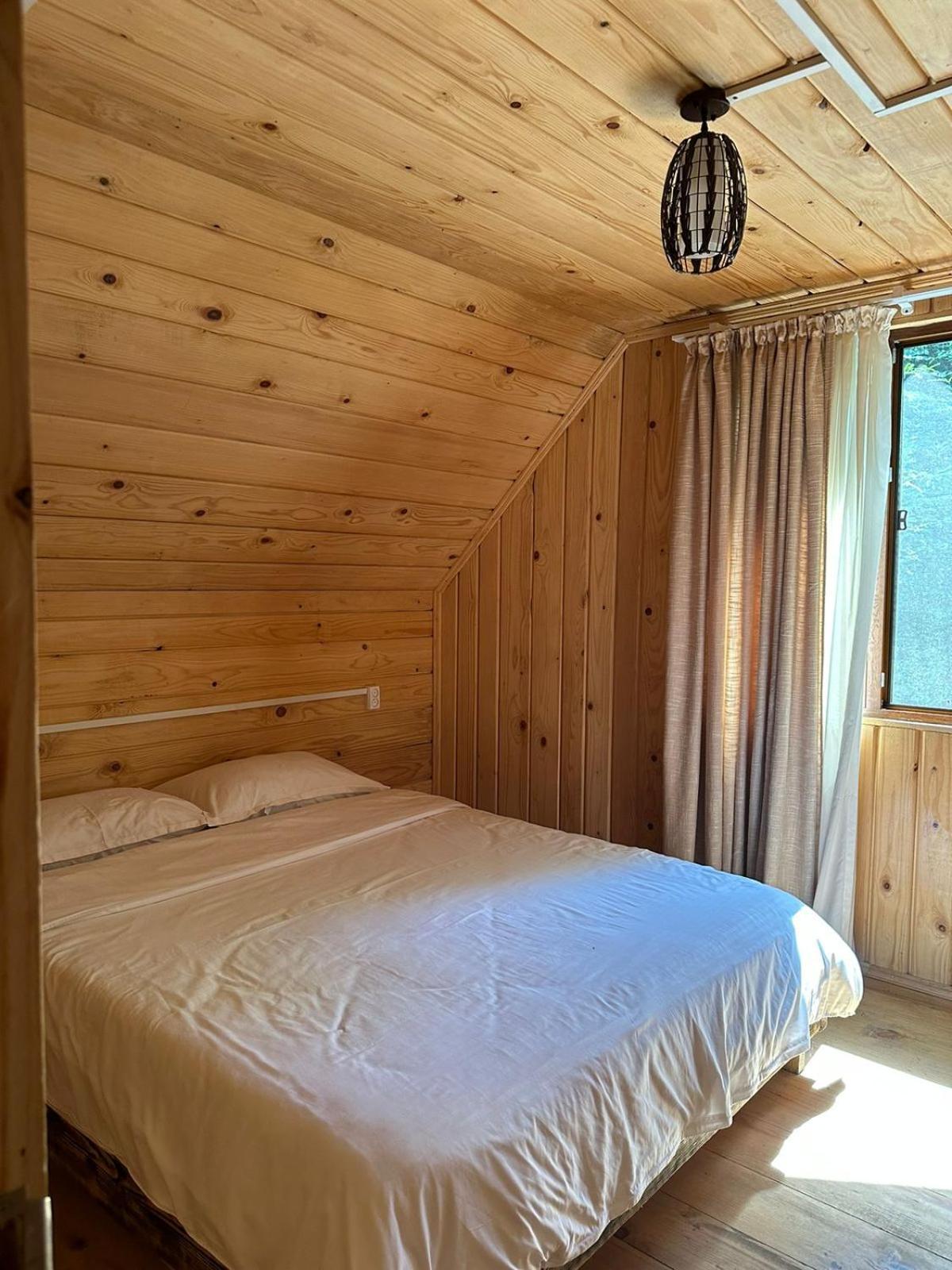 Glamping Georgia Krikhi Hotel Ambrolauri Bagian luar foto