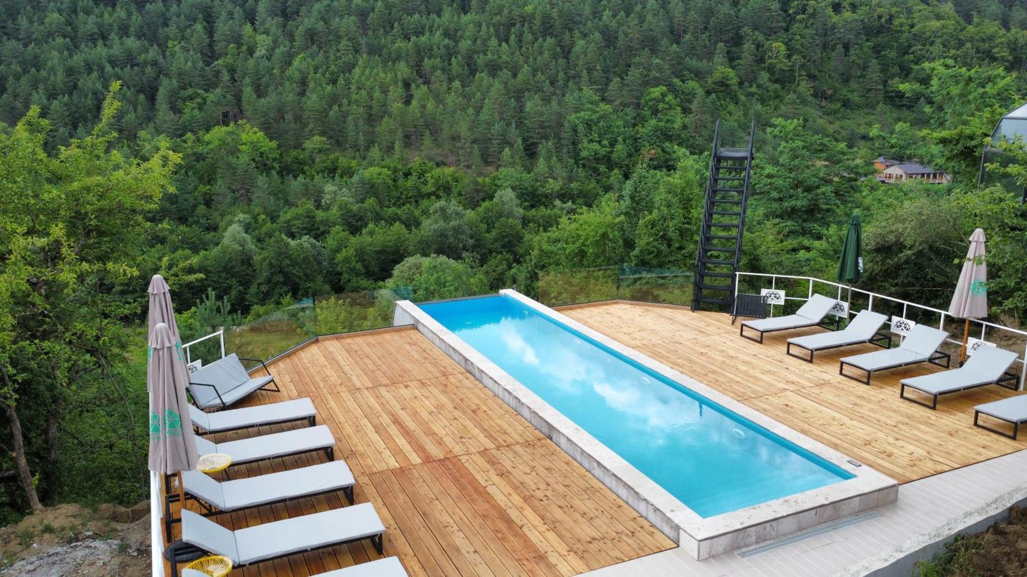 Glamping Georgia Krikhi Hotel Ambrolauri Bagian luar foto