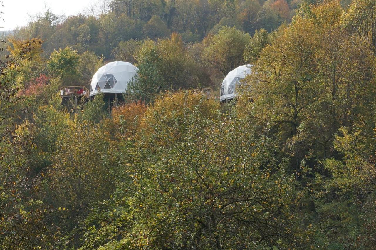 Glamping Georgia Krikhi Hotel Ambrolauri Bagian luar foto
